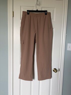 🔥🆕🔥 alder apparel Go Explore Essential Pants in Funghi - XL